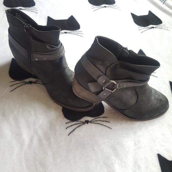 Maurices Shoes - Maurices Bailey Buckle Booties Size 9